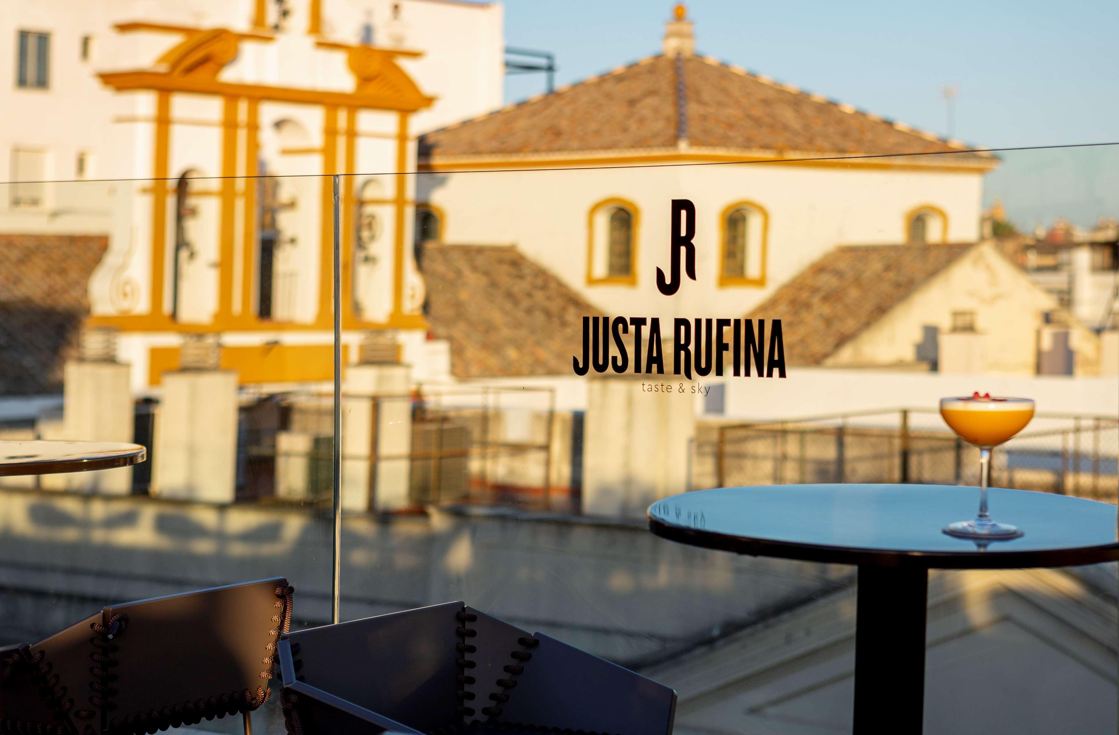 Radisson Collection Hotel, Magdalena Plaza Sevilla Exterior foto Justa Rufina